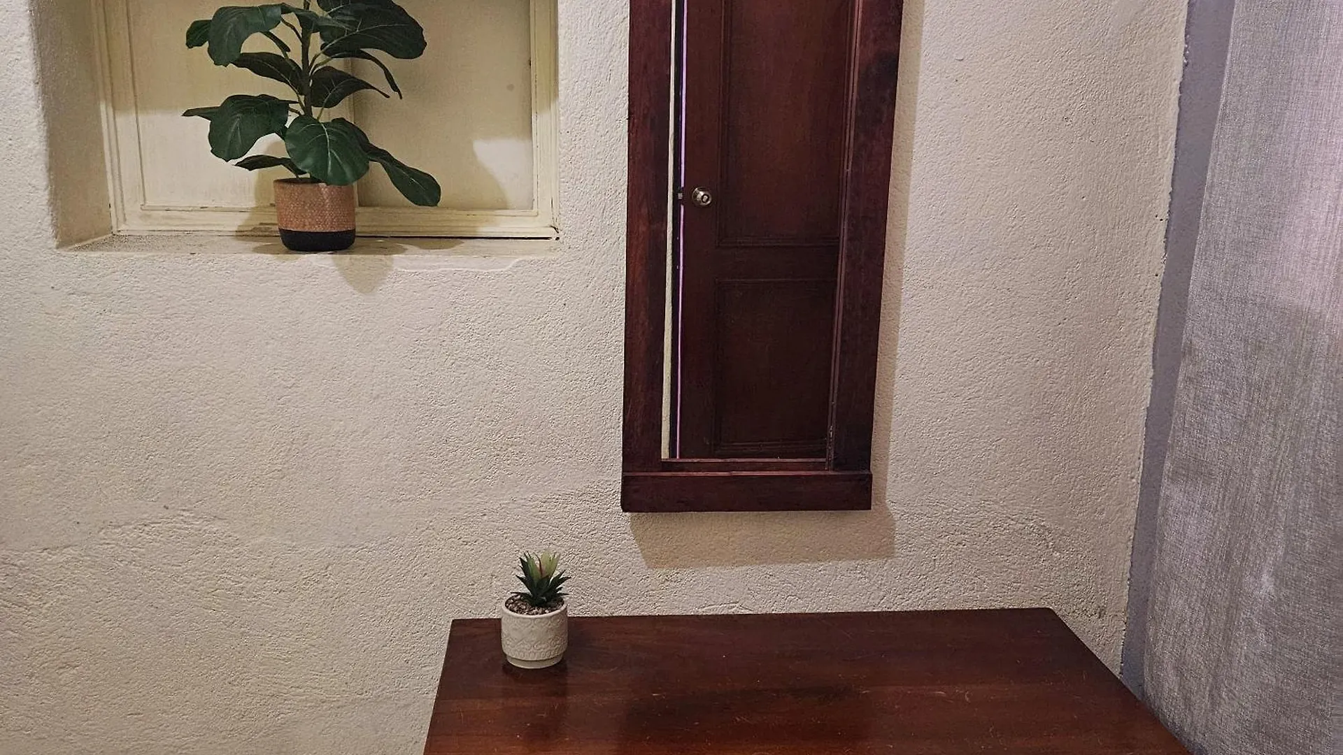 Cermeno'S House Hotel Antigua